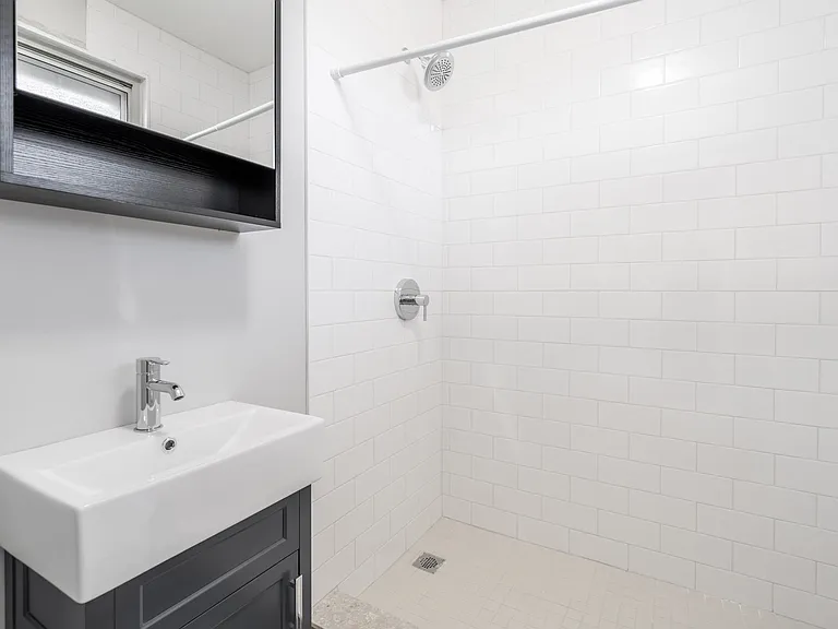 81 Gibson Ave #5 — Photo 11