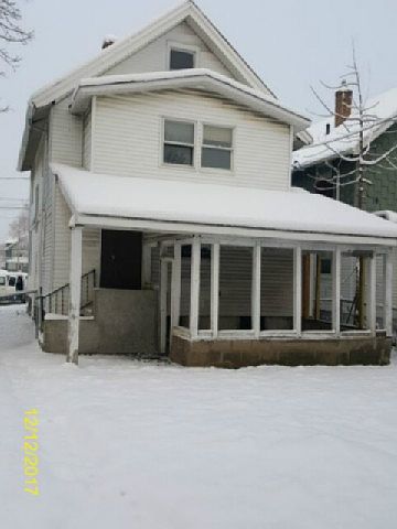 2nd image of 76 Sterling St