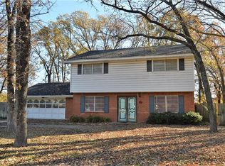 15 Timberside Dr, Greenville, TX 75402