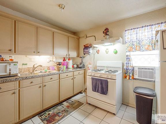 2nd image of 3596 German St