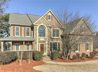 3995 Riverglen Cir, Suwanee, GA 30024