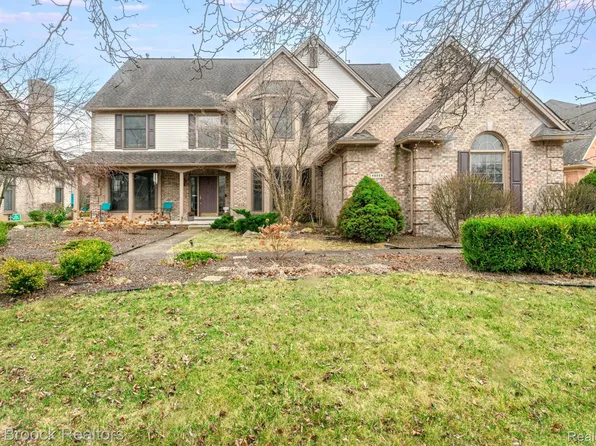46009 Windridge Ln, Canton, MI 48188