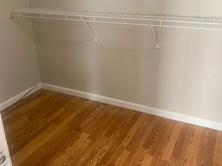 3375 Saint James Pl — Photo 17