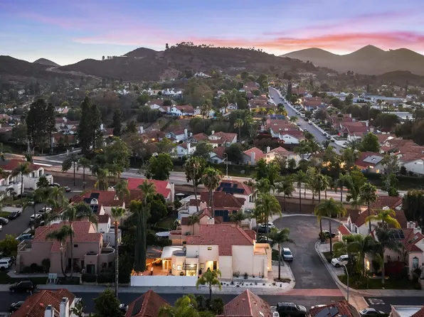 2161 Villa Sonoma Gln, Escondido, CA 92029