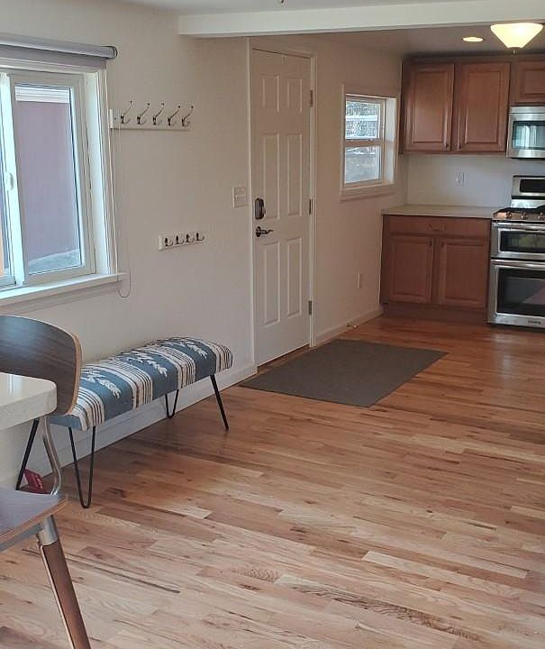 Side door from driveway that opens into kitchen