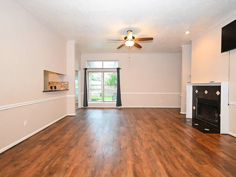 16302 Ash Point Ln — Photo 9