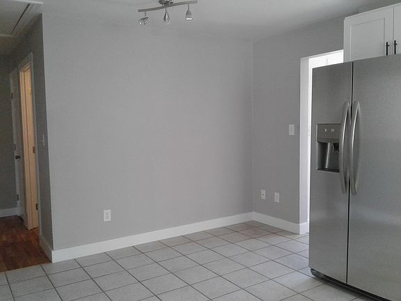 5th image of 3805 E G St