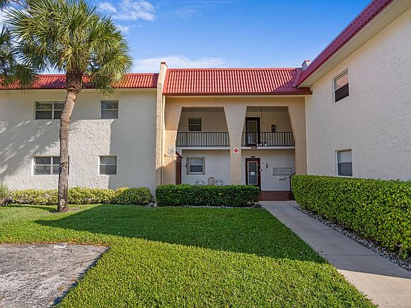 2nd image of 123 Lake Carol Drive