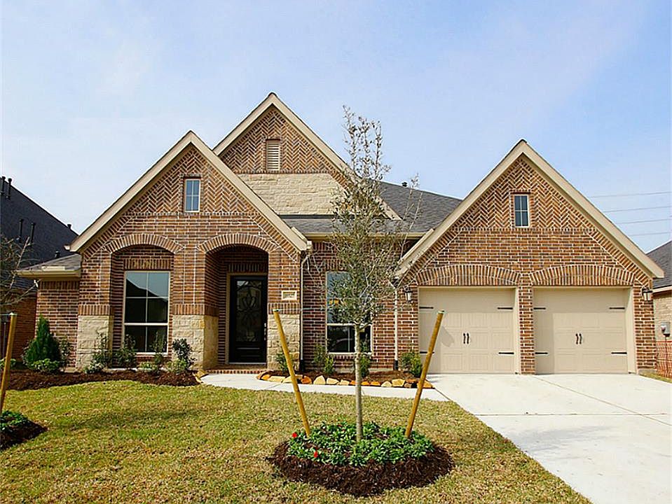 1st image of 18527 Waterfall Creek Way