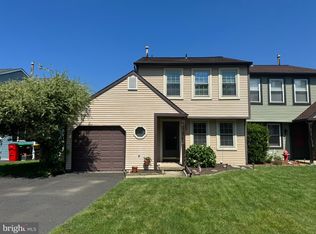 71 Wynmere Dr, Horsham, PA 19044