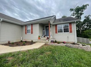 102 Savannah Ct, Rolla, MO 65401