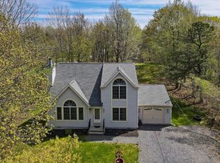 3310 Black Cherry Ct, Long Pond, PA 18334