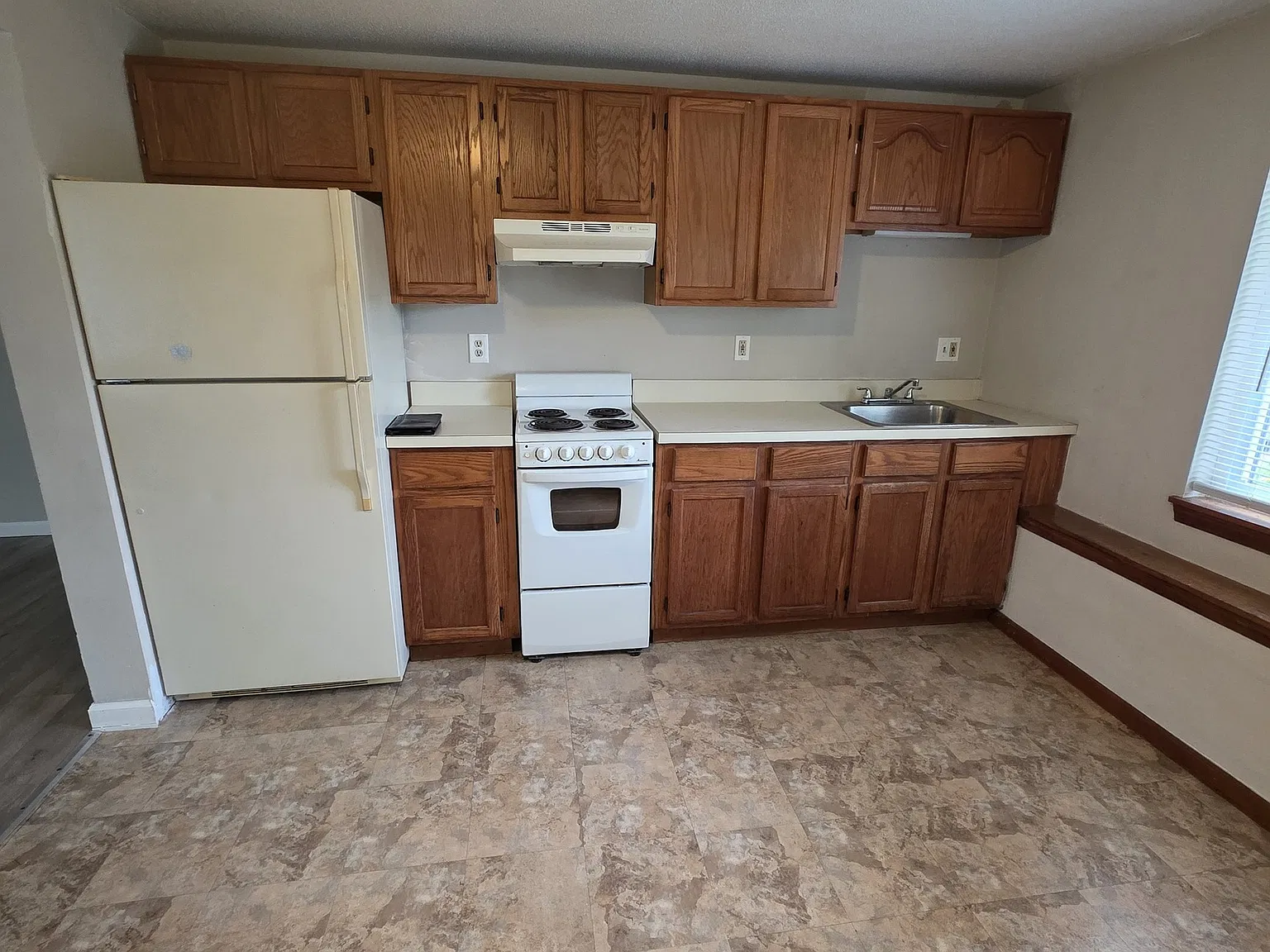 1 bed, 1.0 bath, 1080 sqft, $1,500 — Photo 2