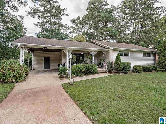 2nd image of 1152 Sherwood Forest Dr