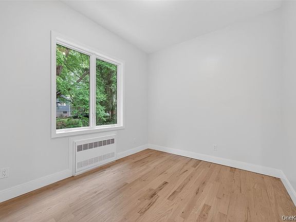 5th image of 338 Lake Shore Drive #201
