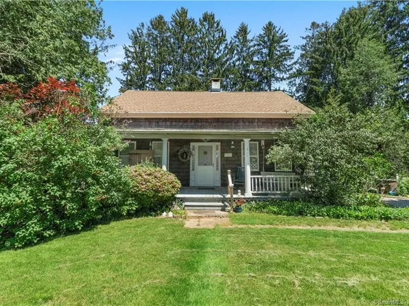 6 Plants Dam Road, East Lyme, CT 06333