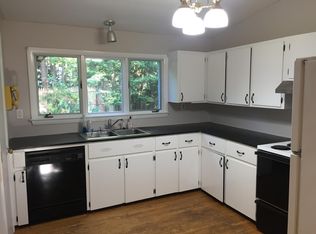 12 Richards Dr, Brunswick, ME 04011