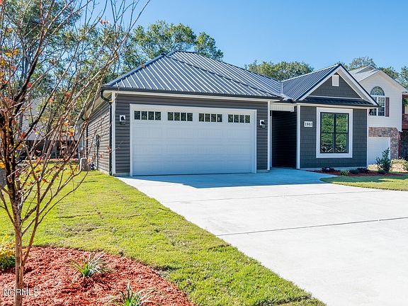 2nd image of 1803 W Oak Island Drive
