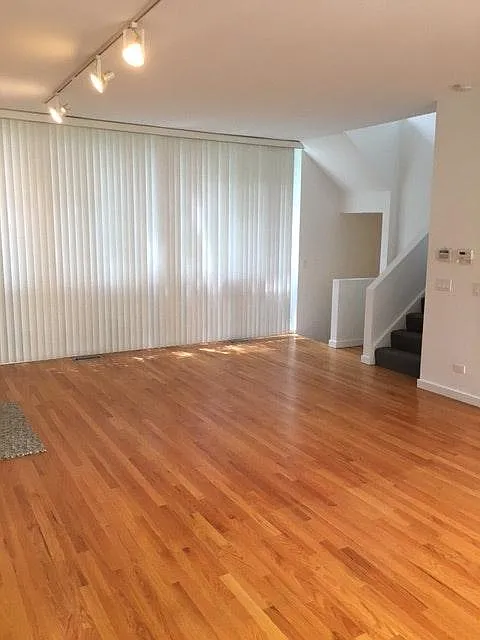 living room--dining room combo