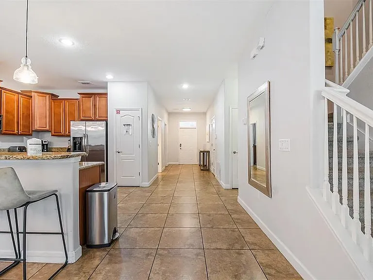 1433 Thunderbird Rd — Photo 24