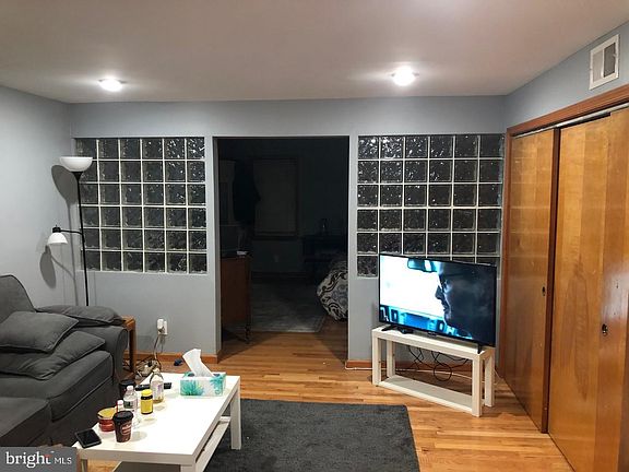 2nd image of 2615 E Allegheny Ave Floor 3