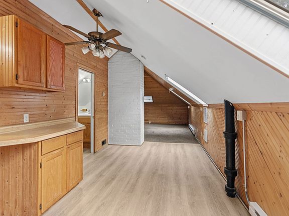 5th image of 4255-4257 Thomas Ave N #3