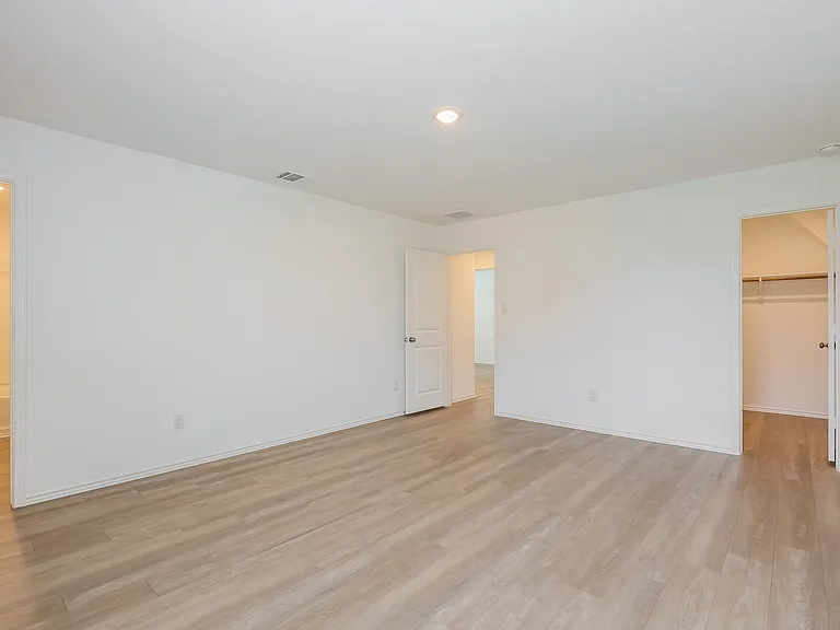 4327 Levee Rdg — Photo 11