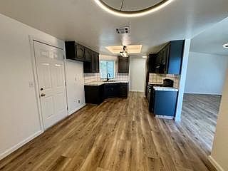 4th image of 1061 English Ave