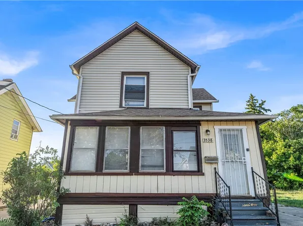 3538 W 65th St, Cleveland, OH 44102