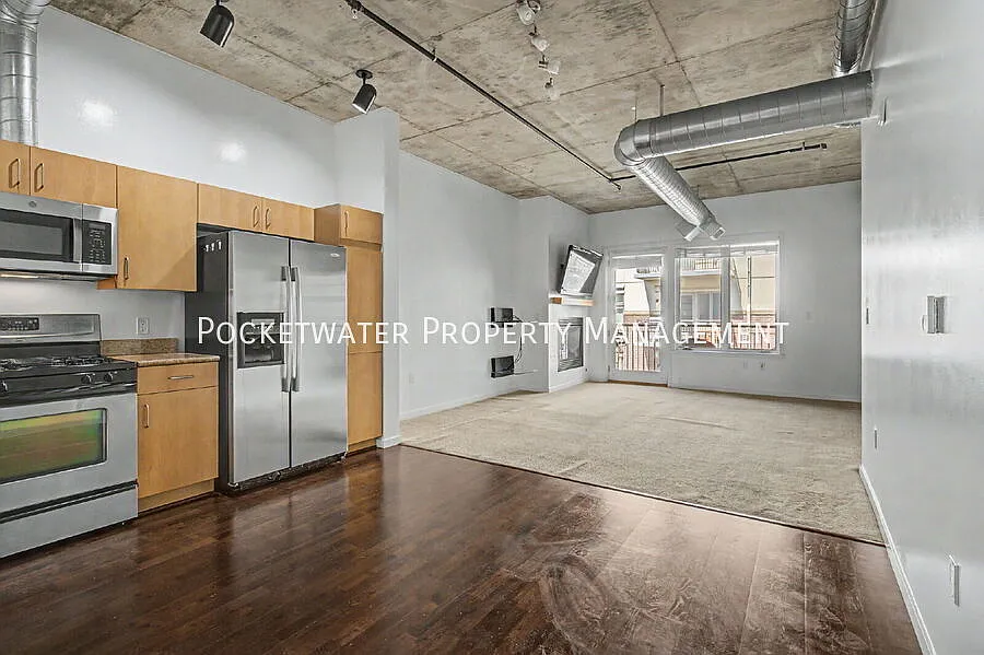 Modern Studio in The Peloton Boulder, CO — Photo 2