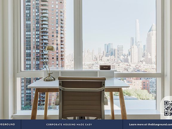5th image of 450 W 42nd St APT 17Q