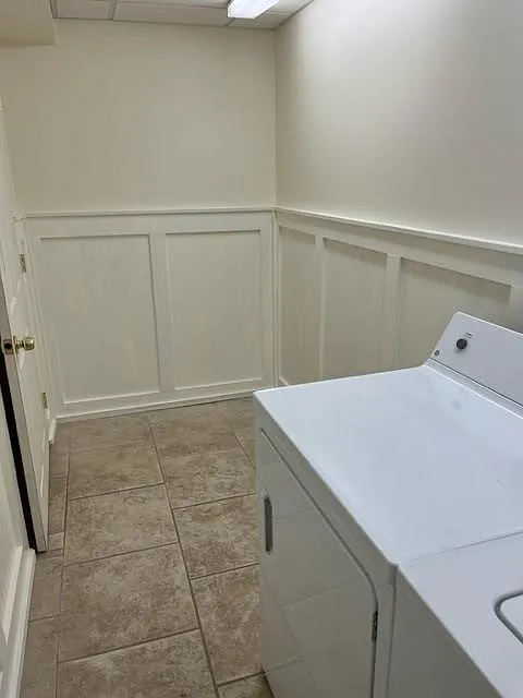 2 bed, 1.5 bath, 1450 sqft, $2,199 — Photo 2