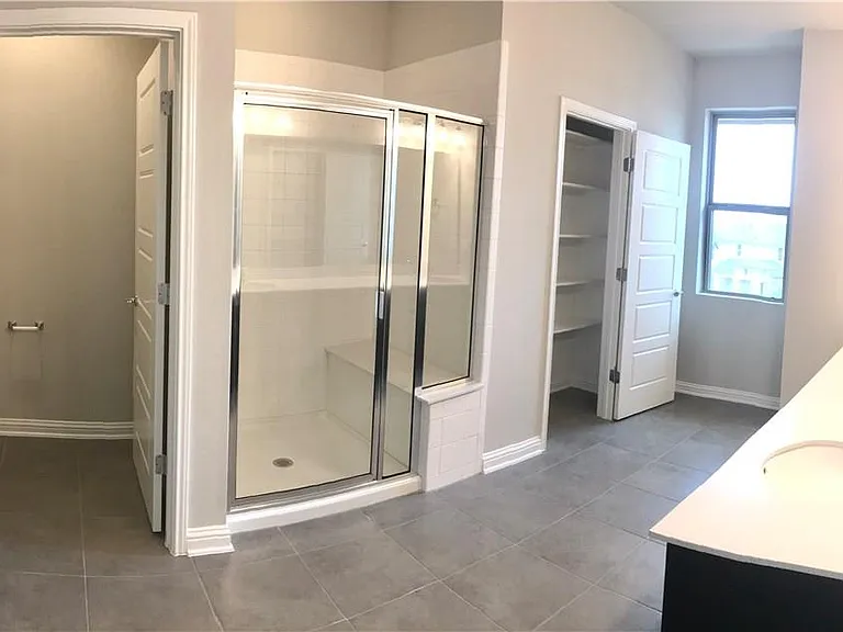 6814 E Riverside Dr #106 — Photo 6