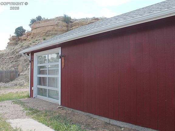 3rd image of 1605 Churchill St