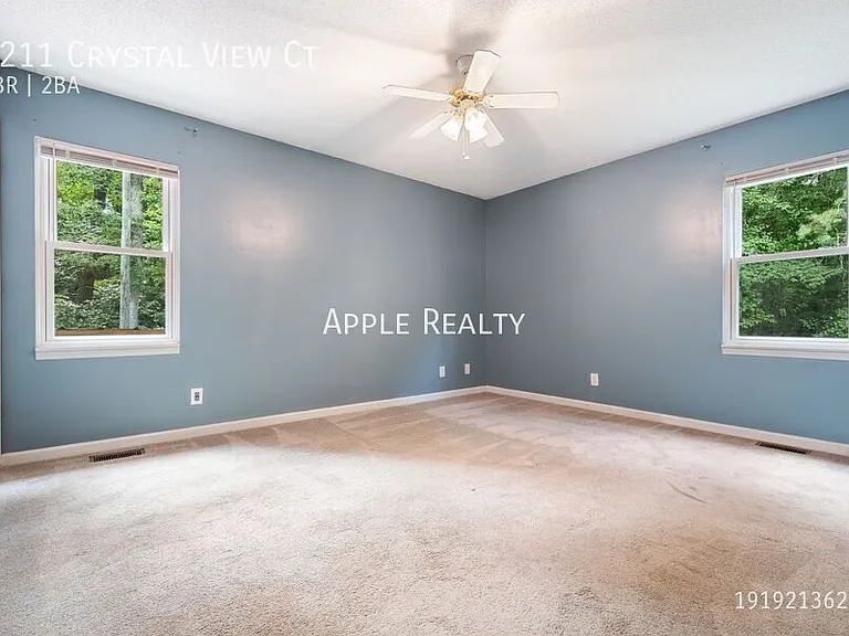1211 Crystal View Ct — Photo 9
