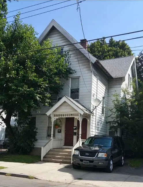 2 bed, $1,575 — Photo 2