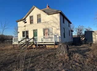 W10088 Allcan Rd, New London, WI 54961