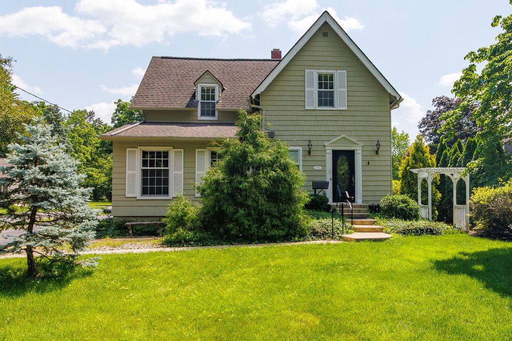 Real estate listing image