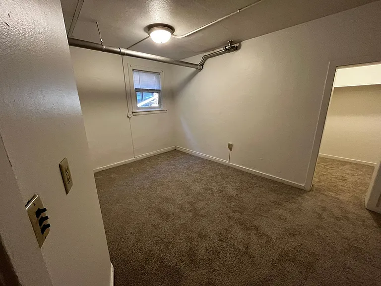1329 Grand Ave — Photo 6