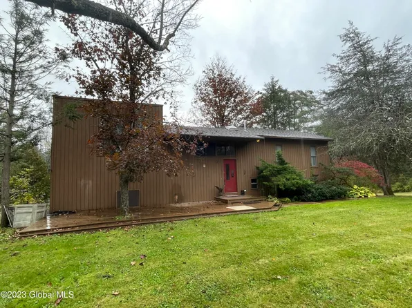 639 County Route 9, Whitehall, NY 12887