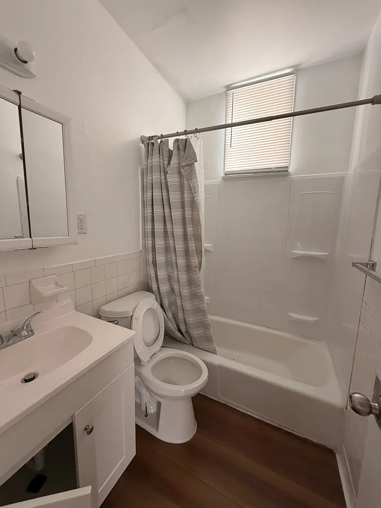 1 bed, $1,200 — Photo 4