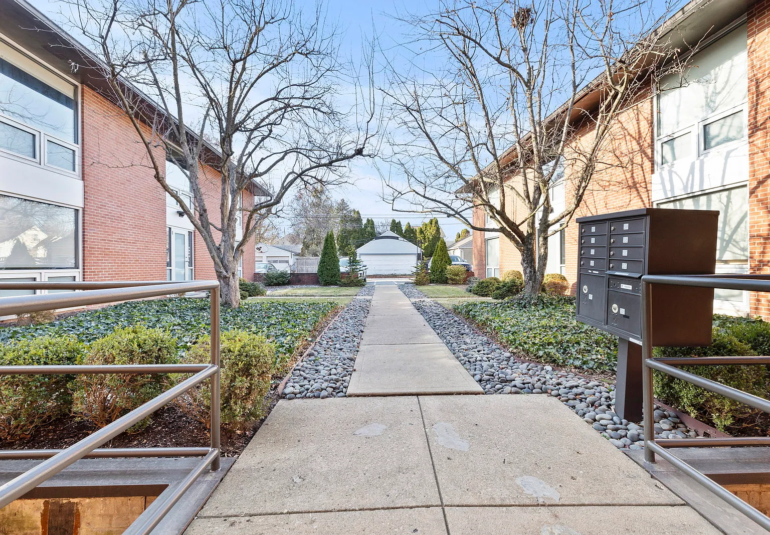 Edgehill — Photo 1