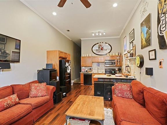 3rd image of 2101-03 4th St