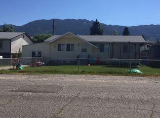 1816 Banks Ln, Butte, MT 59701