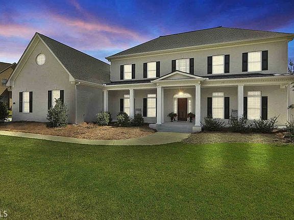 2nd image of 304 Archway Ln