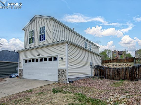 3rd image of 7533 Sistine Ln