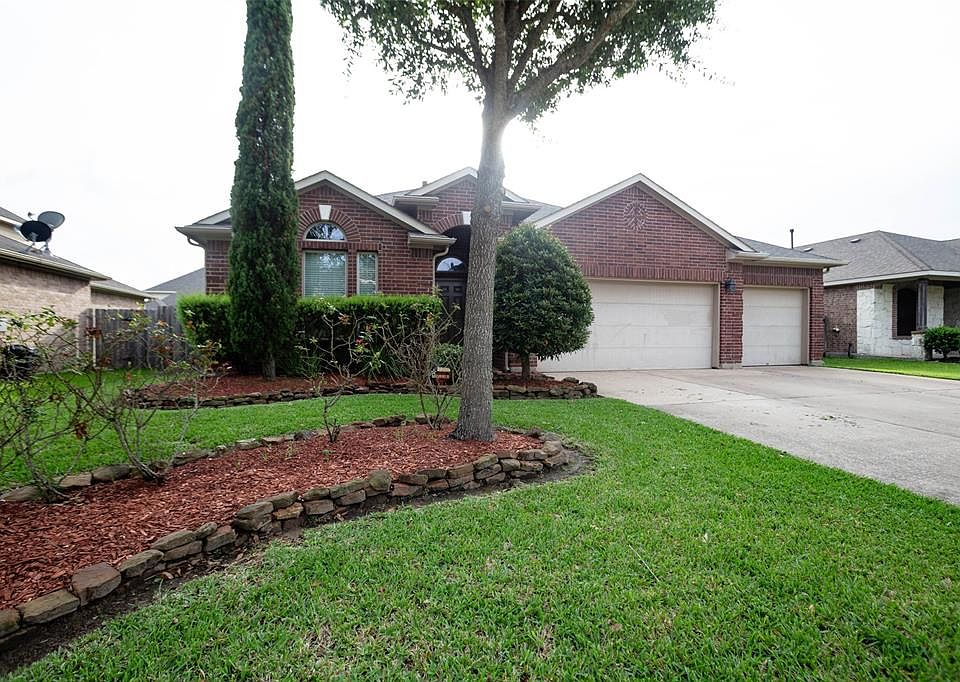 1st image of 6532 Gray Birch Ln