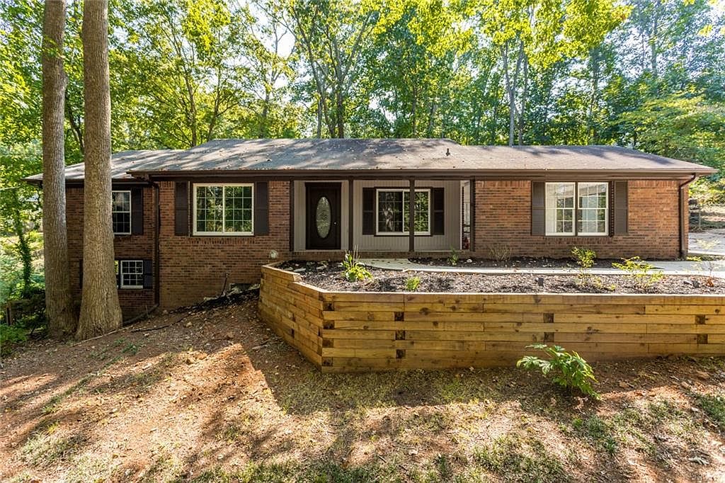 2528 Kingswood Dr, Marietta, GA 30066 Zillow
