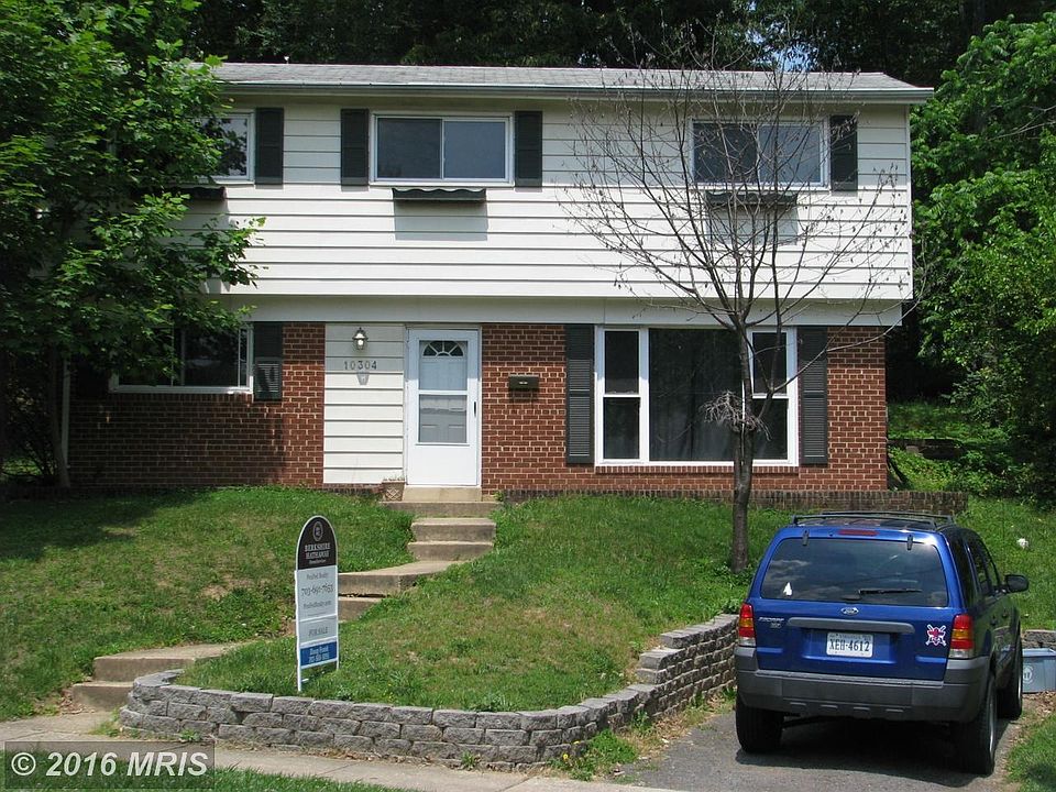 Sun-drenched 5 BR home - close to GMU