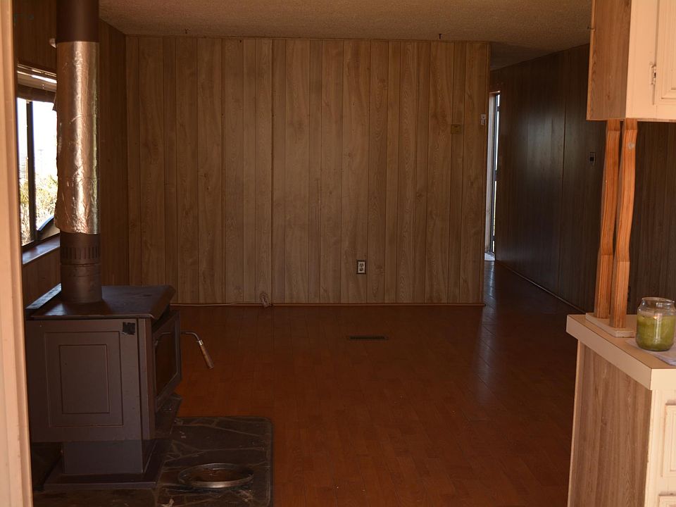2nd image of 9975 Desert View Rd #2